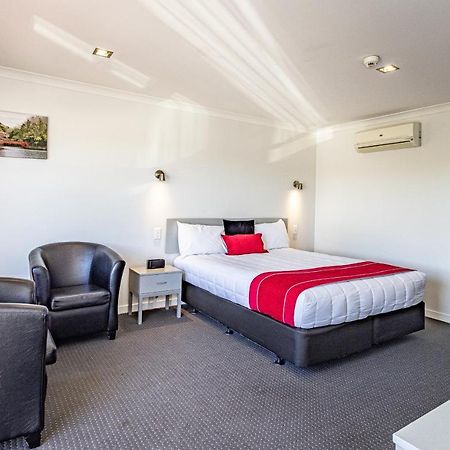 Pukekura Motor Lodge New Plymouth Exteriör bild A typical motel room